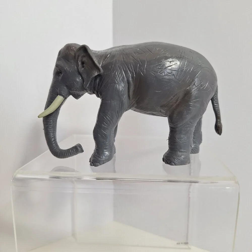 Terra Battat Gray African Elephant Figure 5" PVC Maison Joseph - Picture 6 of 11